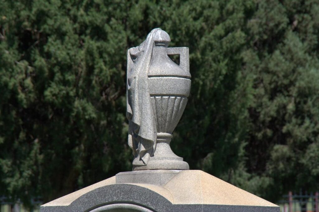 Urn
